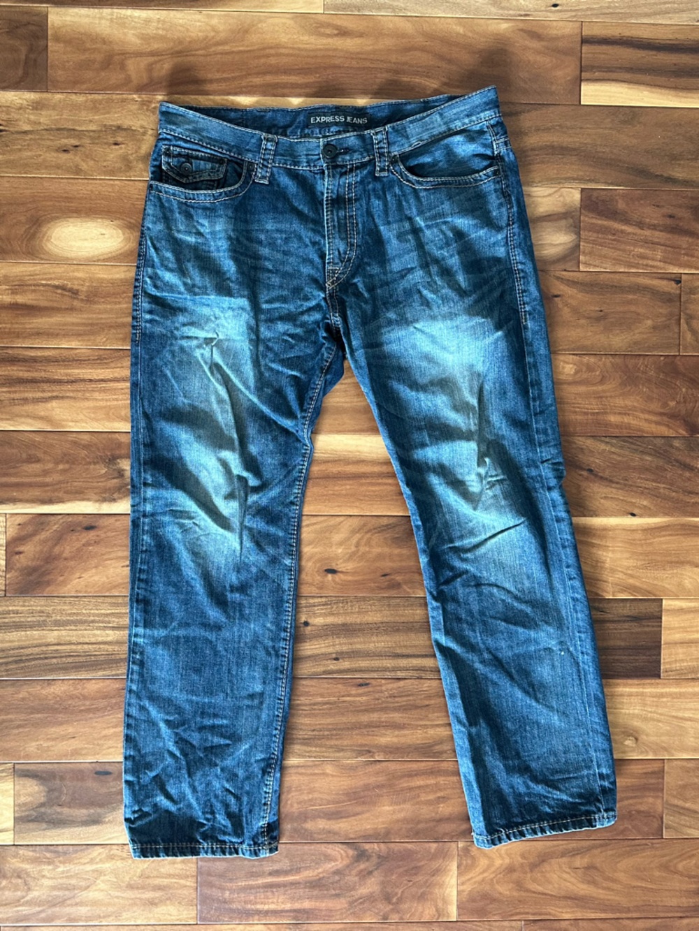 Express Blake Loose Fit Boot Cut Jeans size 38x34